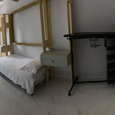 αρέθουσα μεζονέτα 120τμ. Vakantiehuis Chalkís